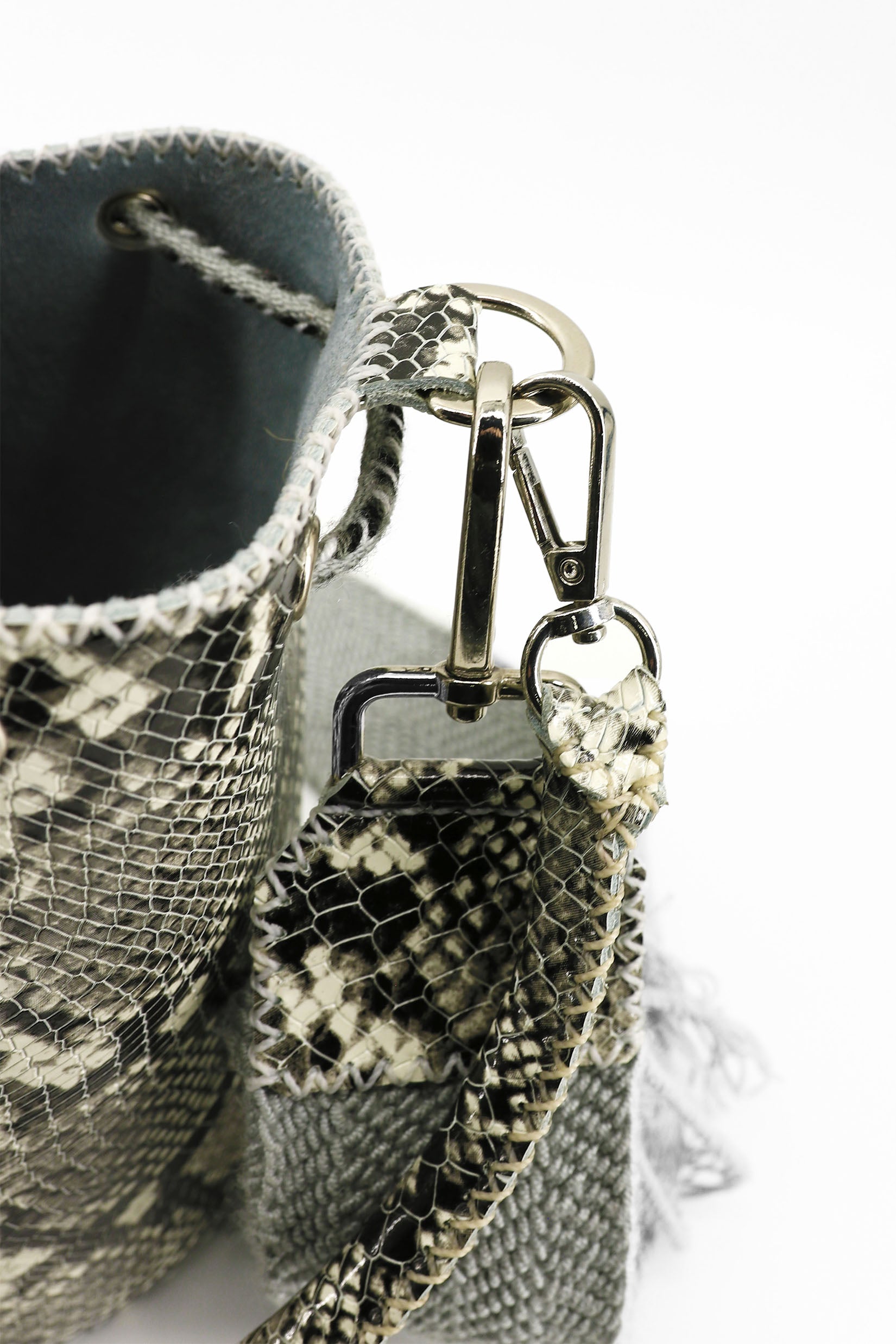 APÜNÜ BUCKET BAG X-SMALL PYTHON / GRAY&WHI - GRAY #360018