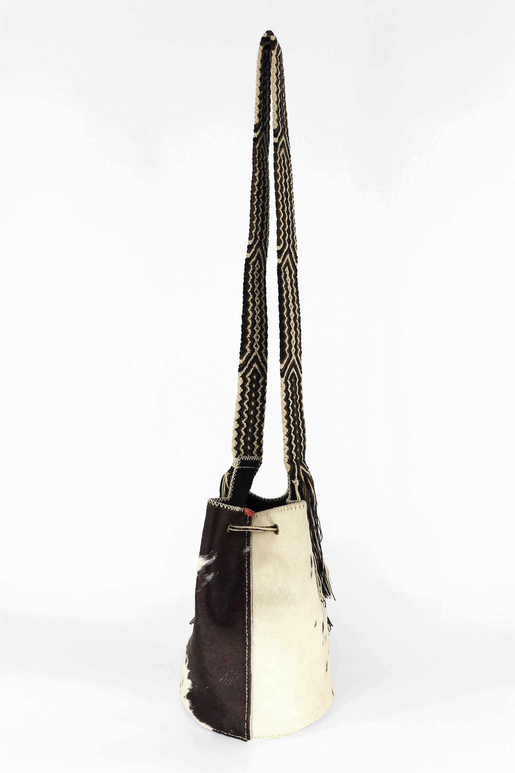 APÜNÜ BUCKET BAG LARGE FURRY / BRW WHITE BLK - BRW #100023