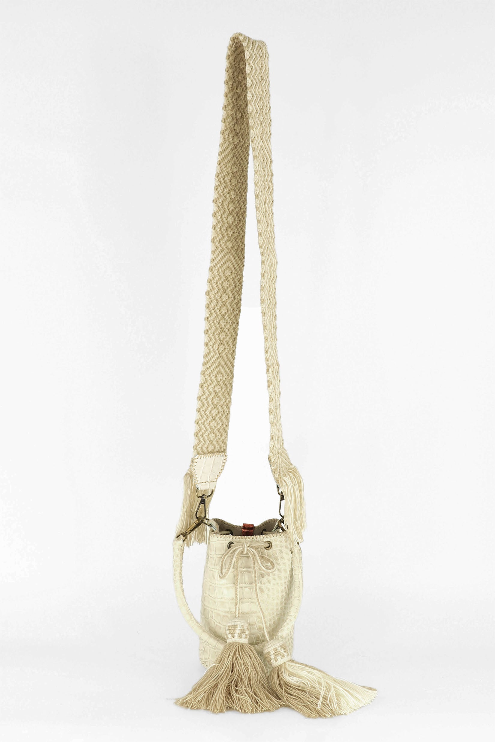 APÜNÜ BUCKET BAG X-SMALL / CROCO OFF WHITE - LIGHT BEIGE #360007