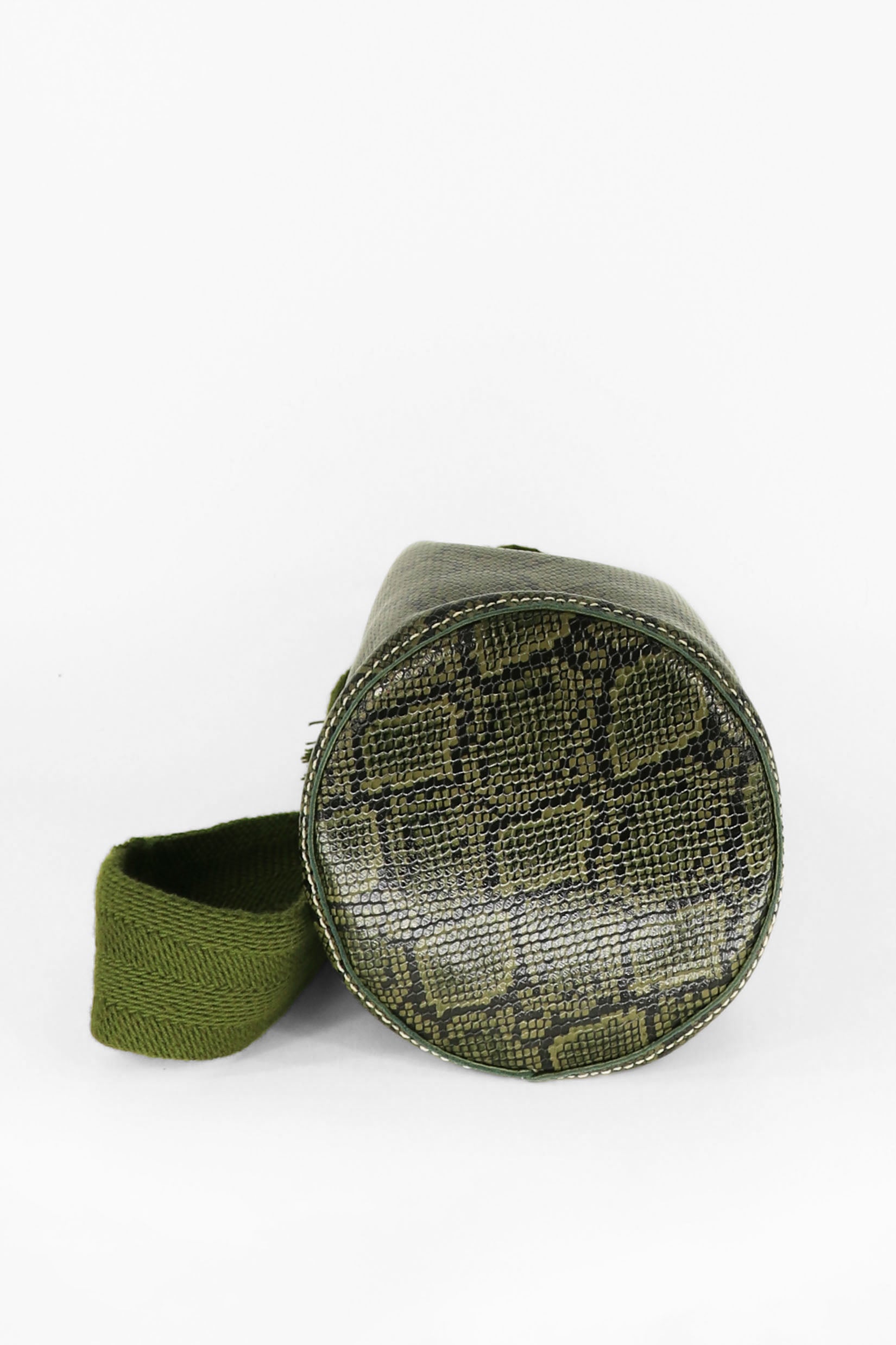 APÜNÜ BUCKET BAG LARGE / PYTHON OLIVE - OLIVE #110048