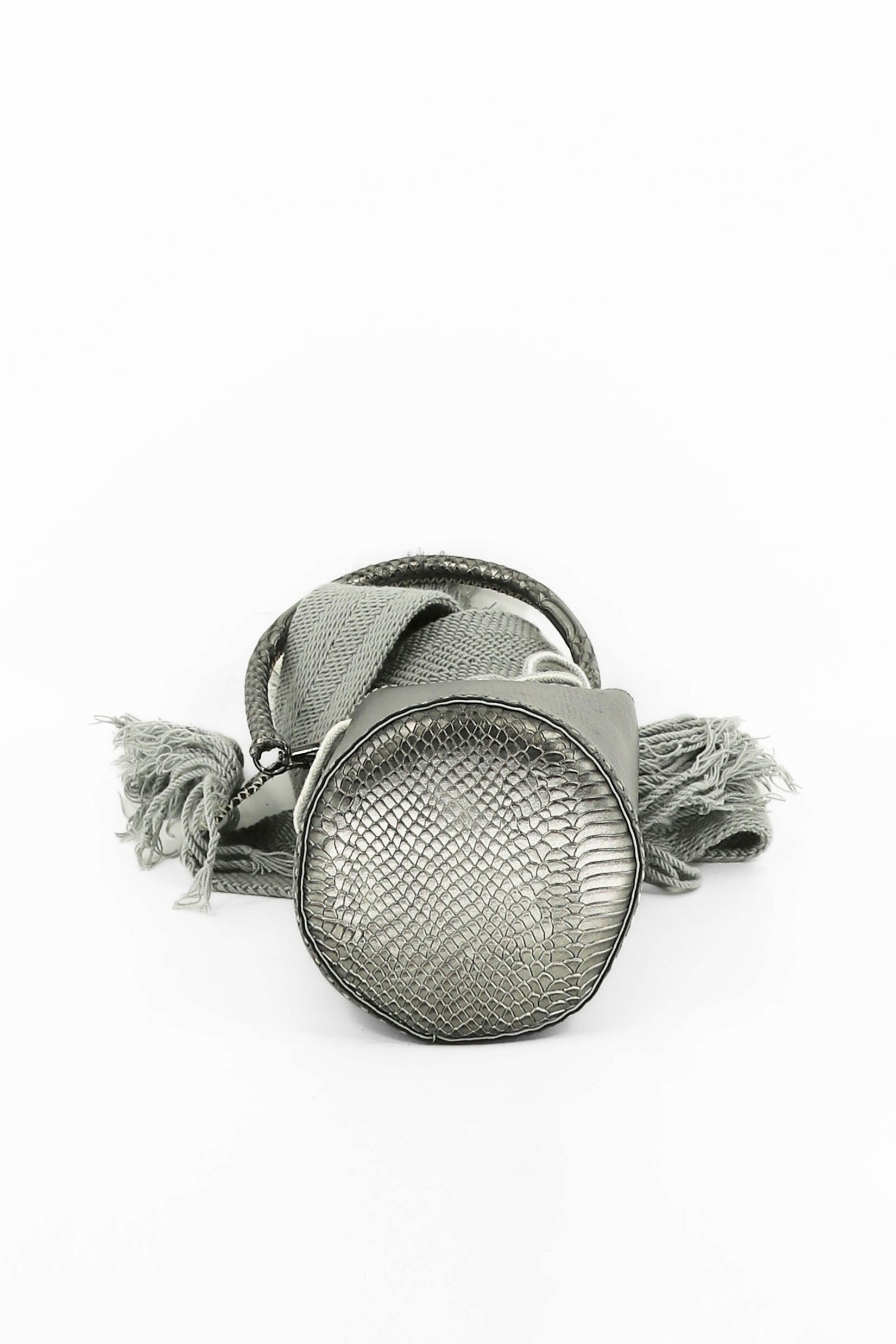APÜNÜ BUCKET BAG SMALL / GUN METAL CROCO EMB - GRAY #120030