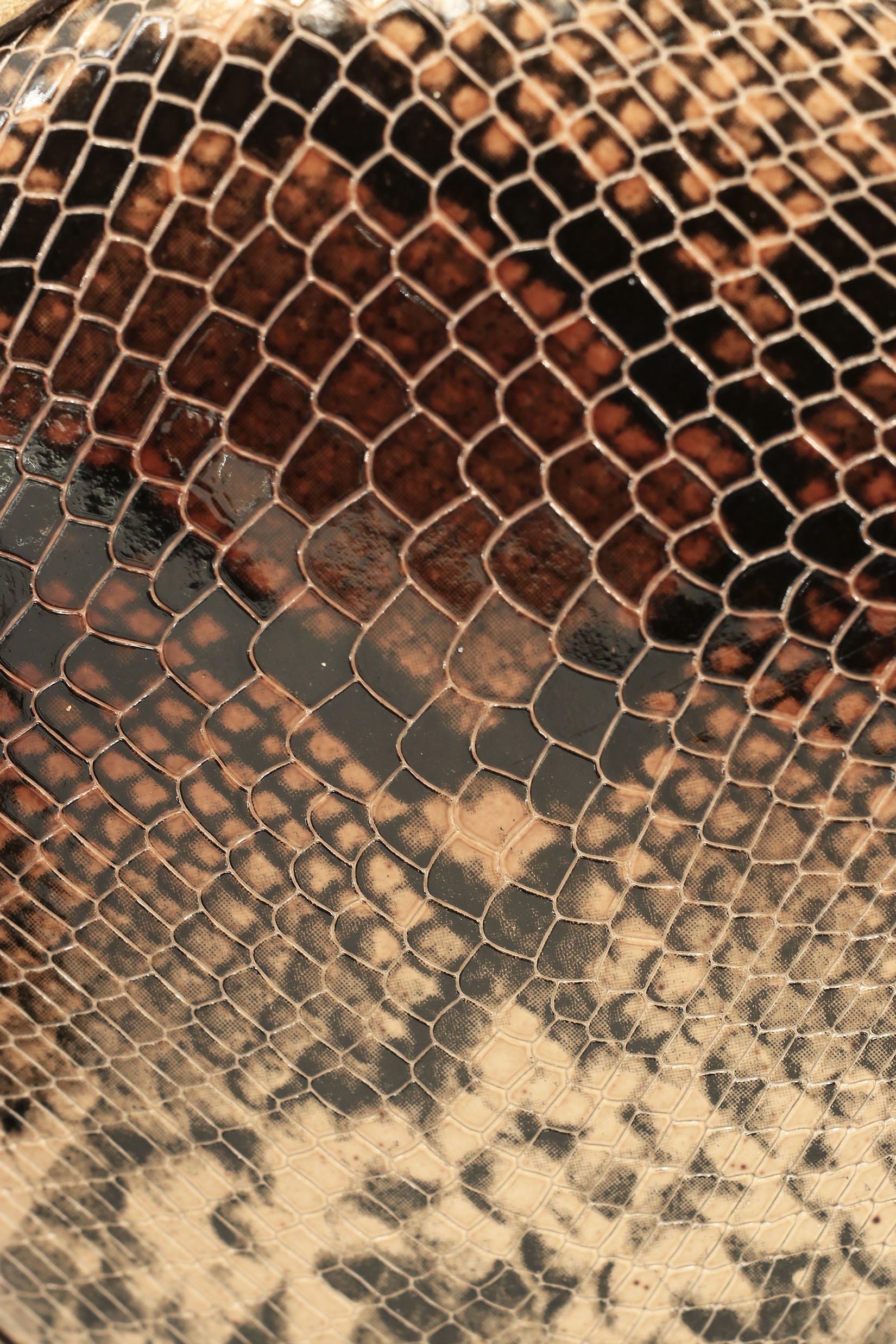 APÜNÜ BUCKET BAG X-SMALL / PYTHON DRK BRW - BEIGE #360023