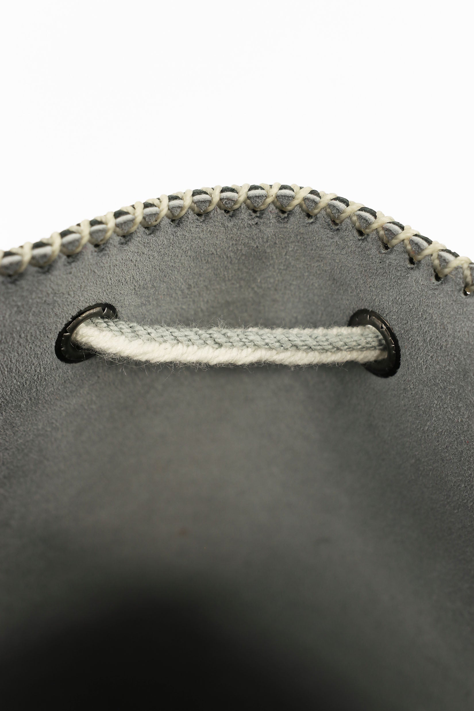 APÜNÜ BUCKET BAG SMALL / GUN METAL CROCO EMB - GRAY #120030