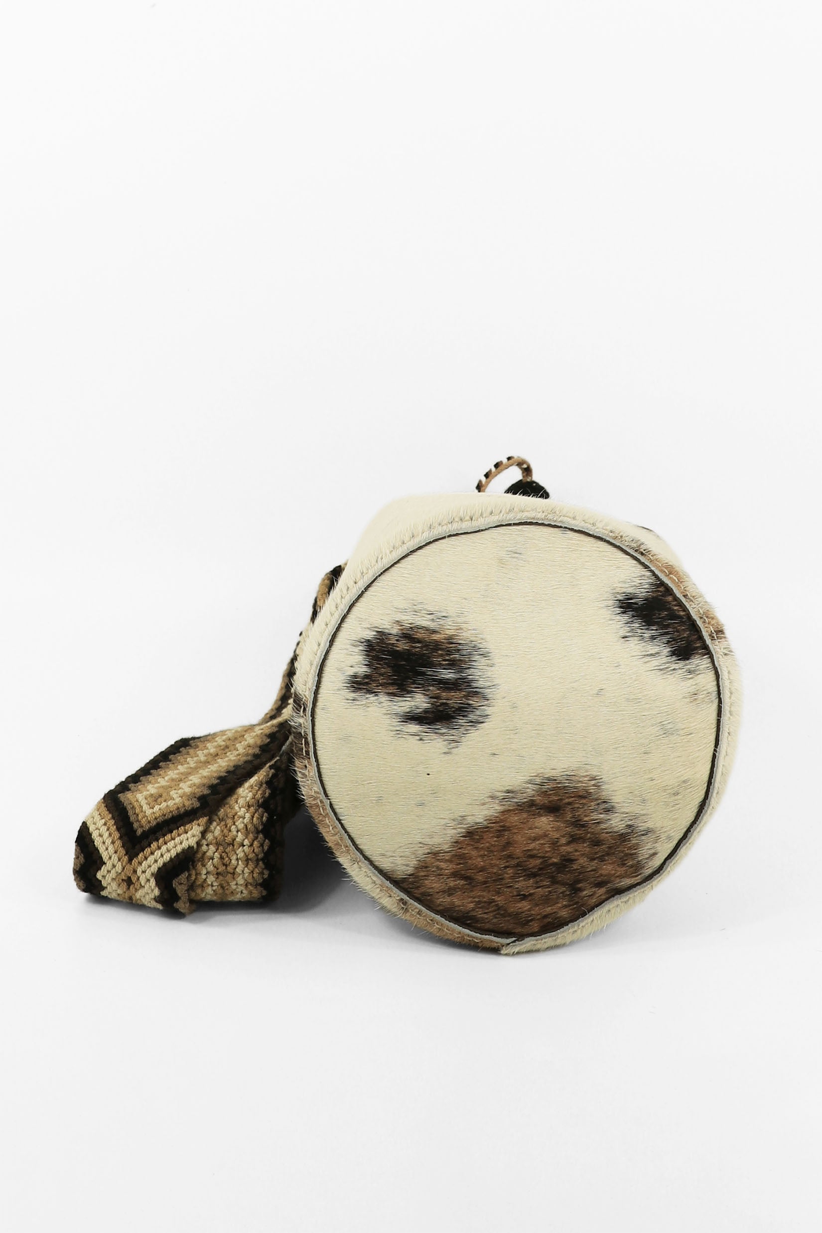 APÜNÜ BUCKET BAG LARGE FURRY / WHITE BRW - DRK BRW #100024