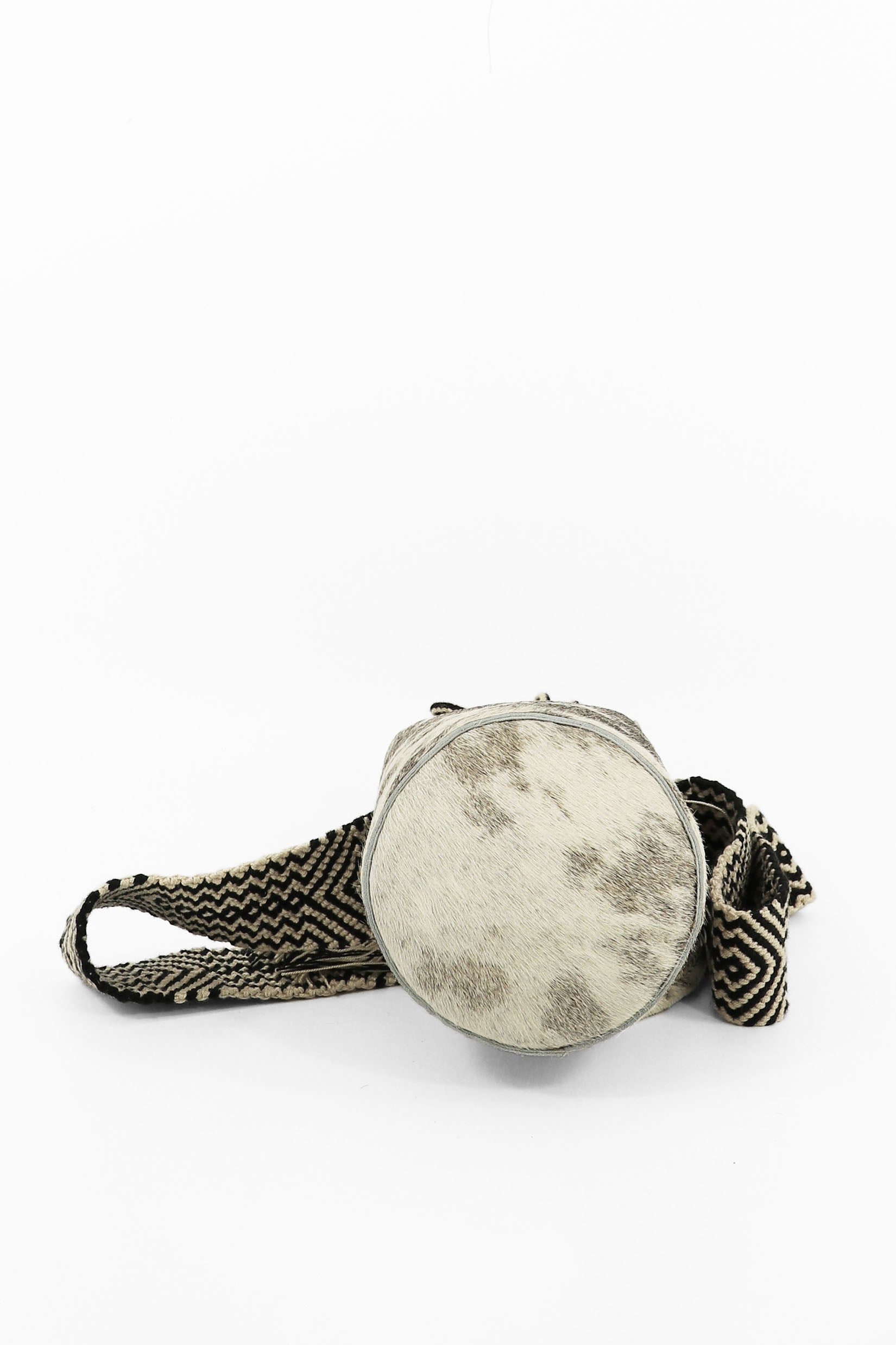 APÜNÜ BUCKET BAG SMALL FURRY / TAUPE&WHI - BEIGE #130022