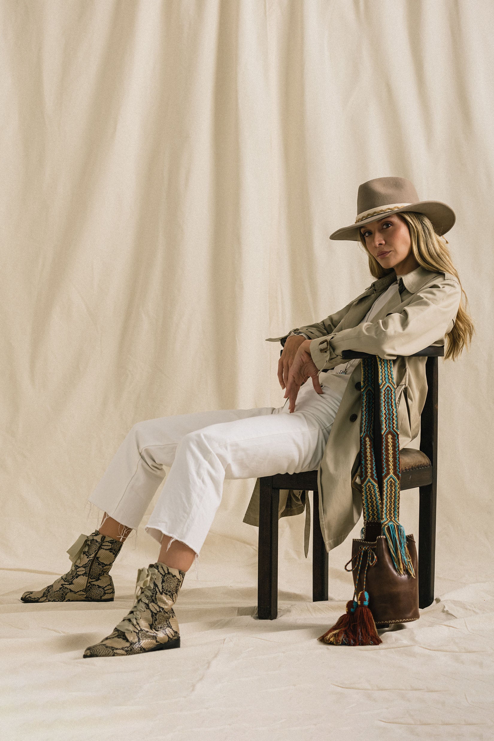 APÜNÜ BUCKET BAG SMALL / DRK BRW - COL BRW #120016