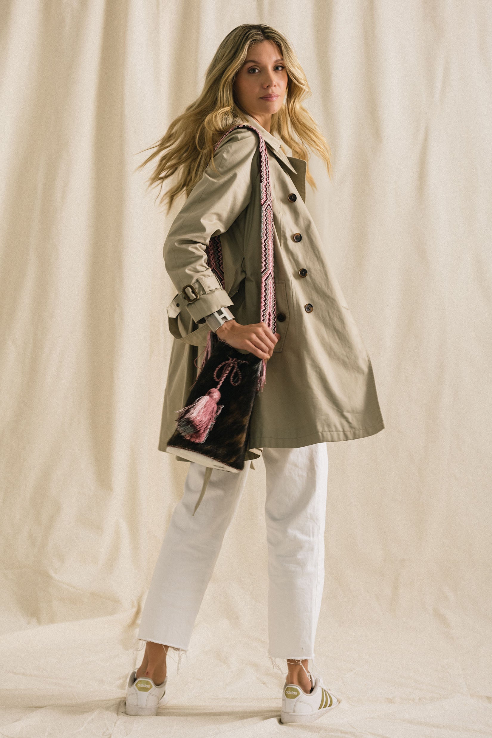 APÜNÜ BUCKET BAG LARGE FURRY / DRK BRW&WHI - PINK #100020