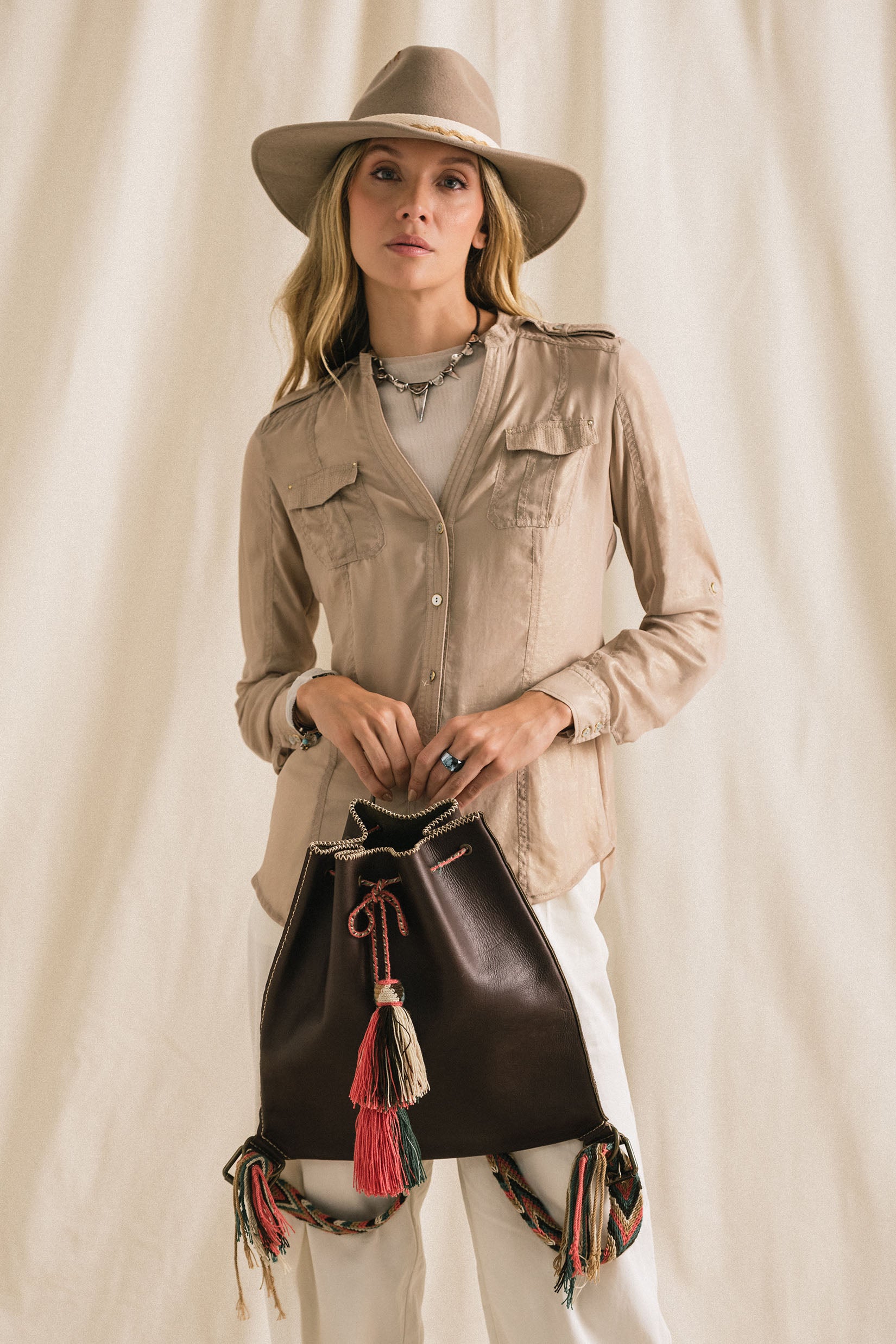 USULU'U BACK PACK LARGE / DRK BRW - DRK TAUPE #280004