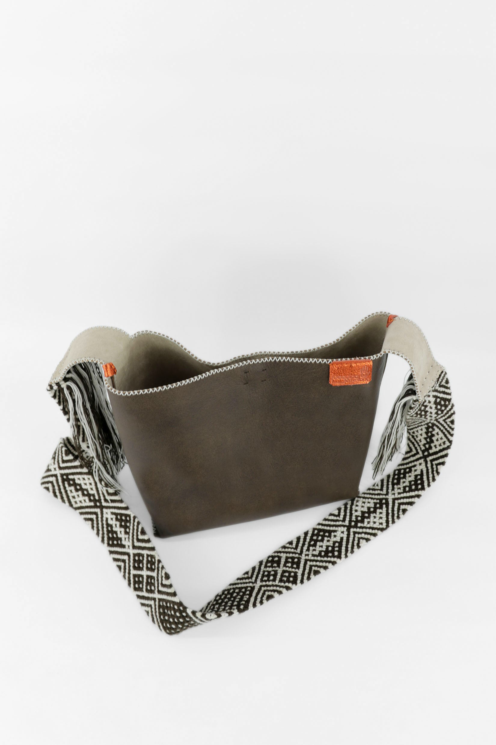 PIAMA TOTE BAG MEDIUM / DRK BRW - BEIGE #200001