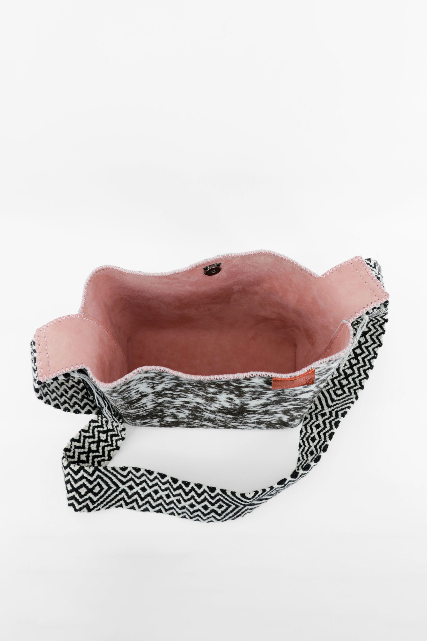 PIAMA TOTE BAG MEDIUM FURRY / BLK&WH - BB PINK #210012