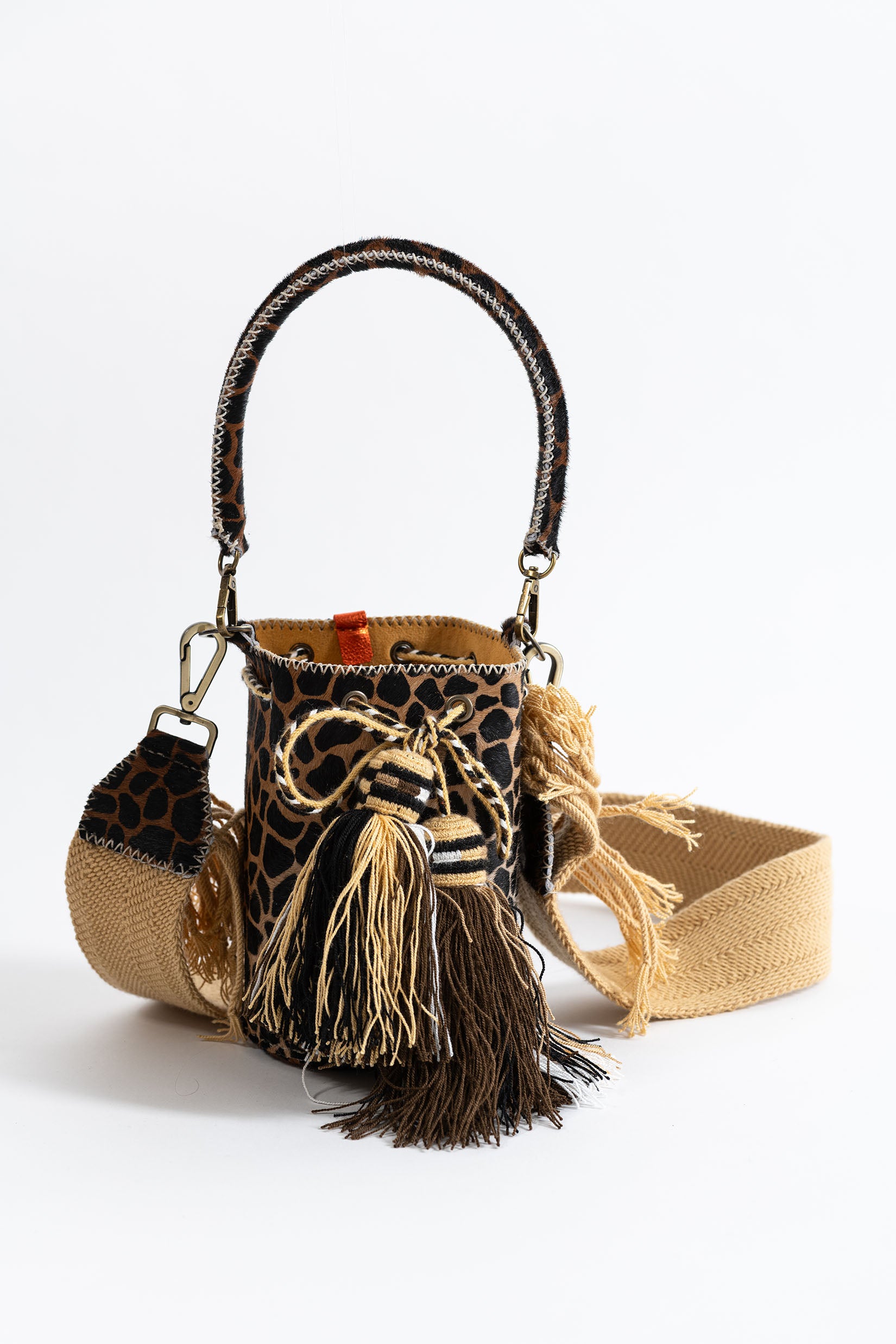 APÜNÜ BUCKET BAG  X-SMALL FURRY /  GIRAFFE BLK&BRW - MUSTARD #350015