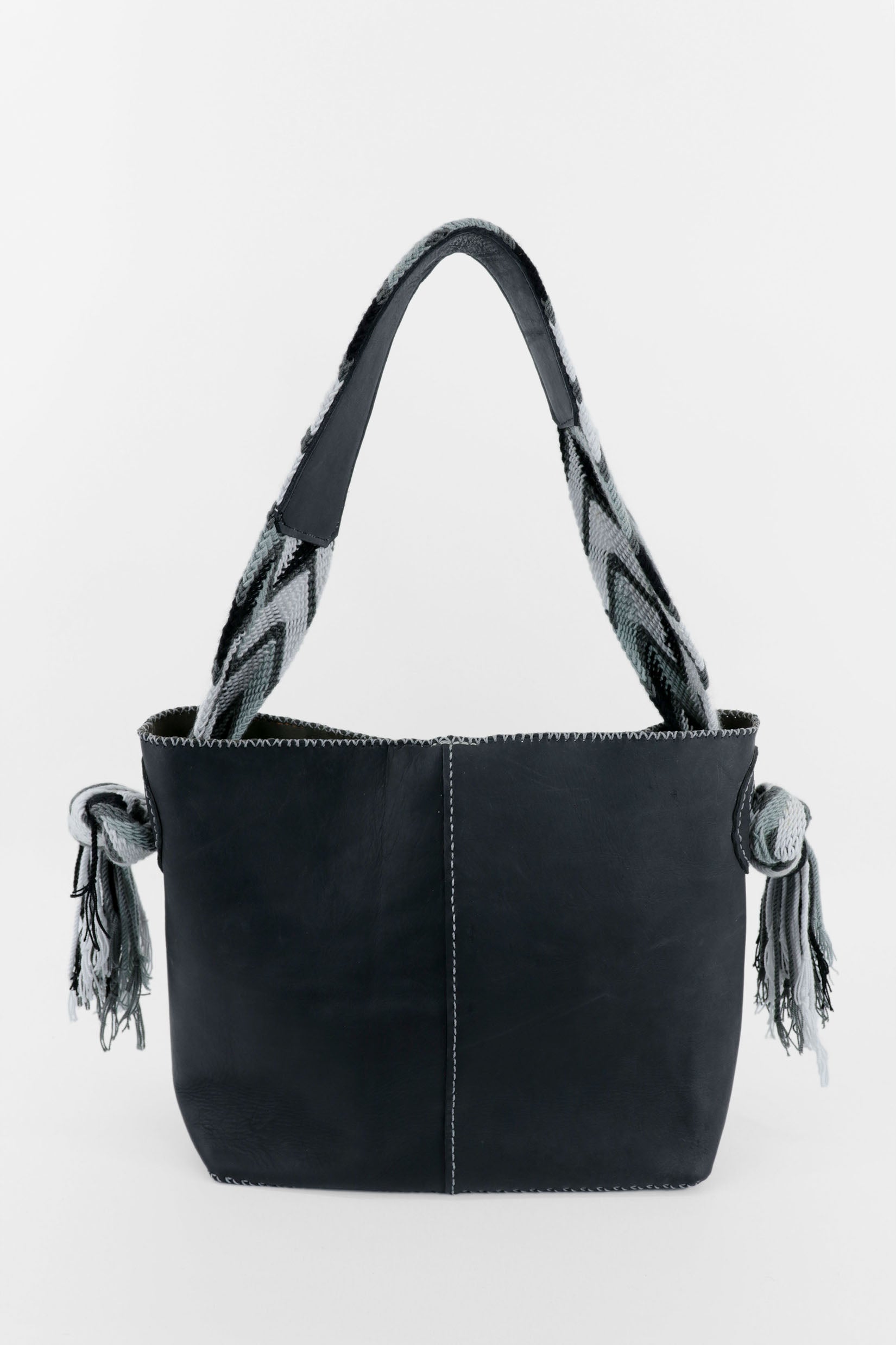 PIAMA TOTE BAG MEDIUM / MATT BLK - DRK GRAY #260008